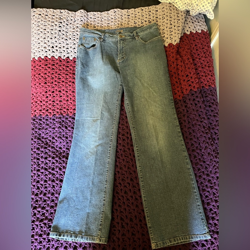 Women’s jag jeans